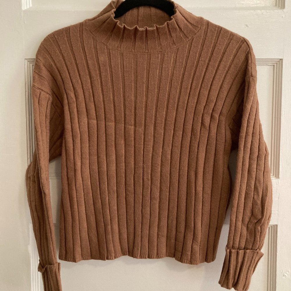 Nude Short Sweater